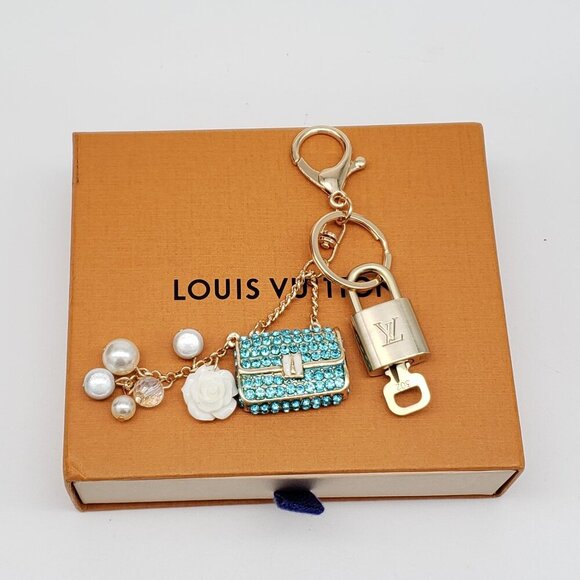 Authentic Louis Vuitton Gold Lock & Box w/ Unbranded Bag Bagcharm - Picture 2 of 7
